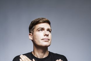 Artist photo