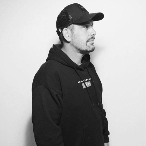 Artist photo
