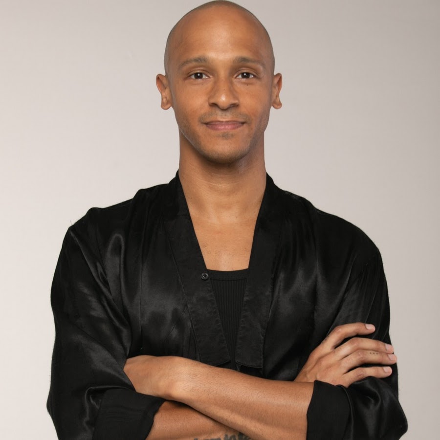 Artist photo
